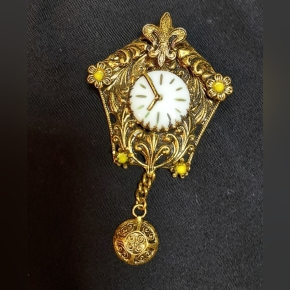Vintage 40"s brass and glass face cuckoo clock Brooch pin Czech Slovakic - Picture 4 of 10